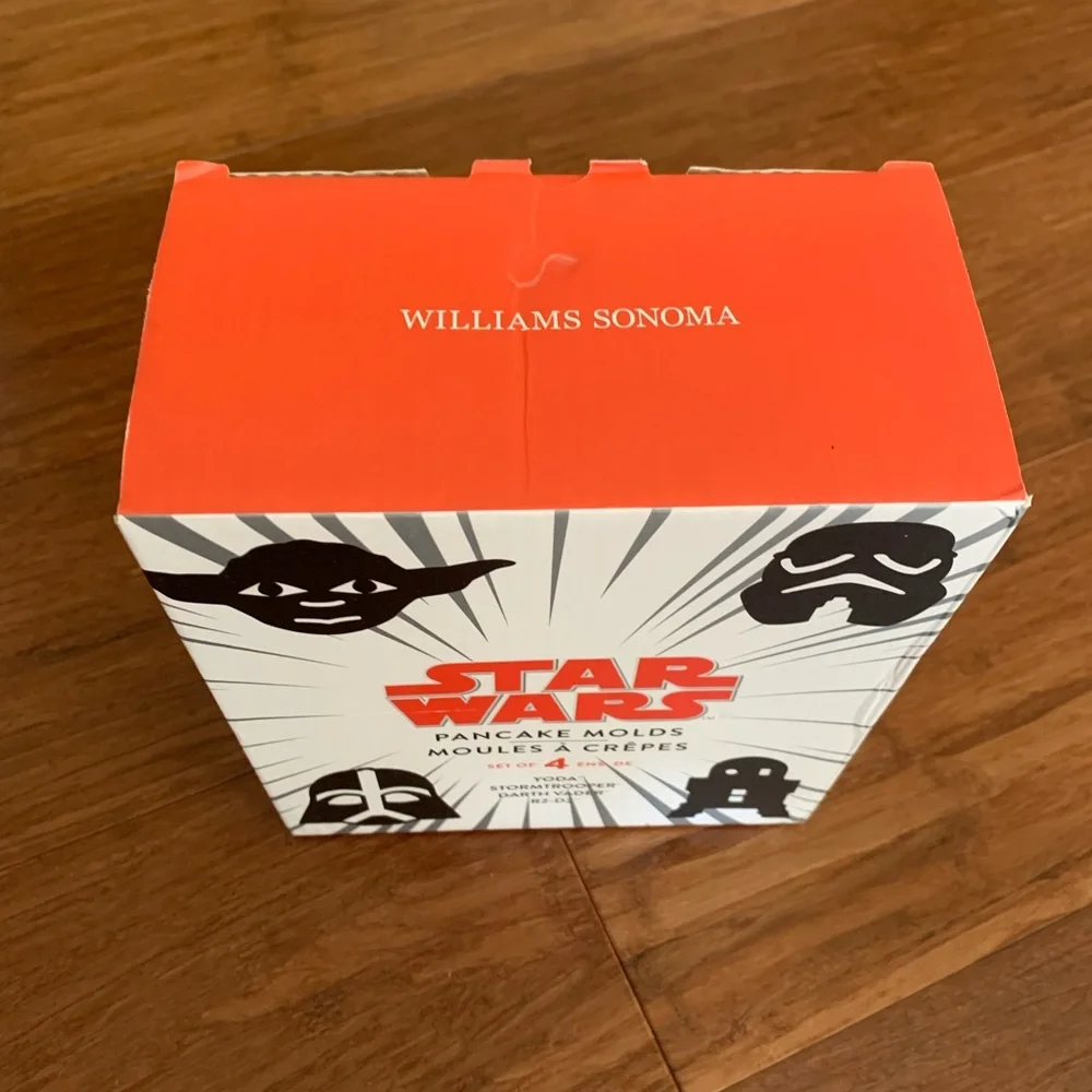 NWT Williams Sonoma Star Wars Pancake Molds Set of 4